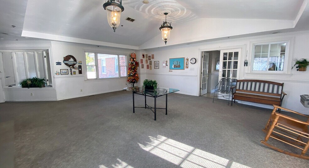 More Photos Of 3720 Deep Creek Blvd, Portsmouth Assisted Living For Lease