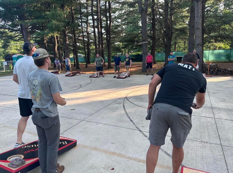 More Photos Of 8826 Gratiot Ave, Columbus Restaurant For Sale