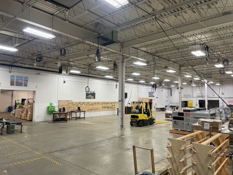 More Photos Of 2392 Route 9, Mechanicville Distribution For Lease