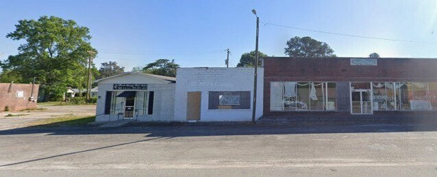 More Photos Of 208 N Main St, Joanna Storefront For Sale