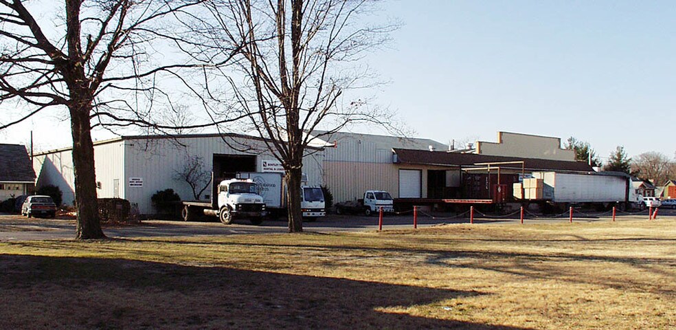 More Photos Of 300 Fow Ave, Swedesboro Distribution For Sale