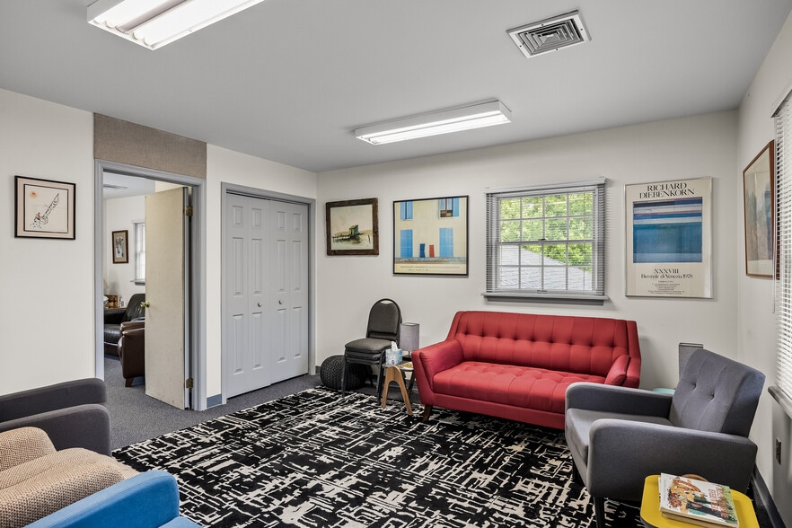 More Photos Of 715 E Main St, Moorestown Office For Sale