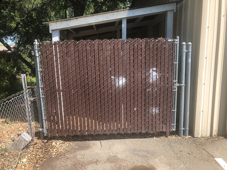 More Photos Of 3355 Industrial Dr, Santa Rosa Industrial For Lease