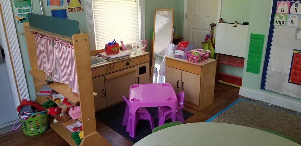 More Photos Of 3058 Stone Mountain St, Lithonia Daycare Center For Sale