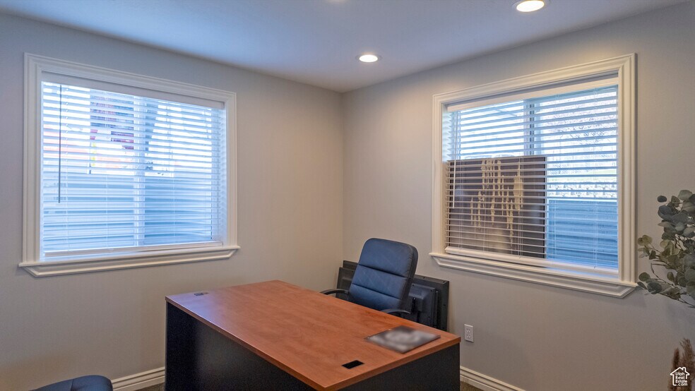 More Photos Of 11576 S State St, Draper Medical For Lease