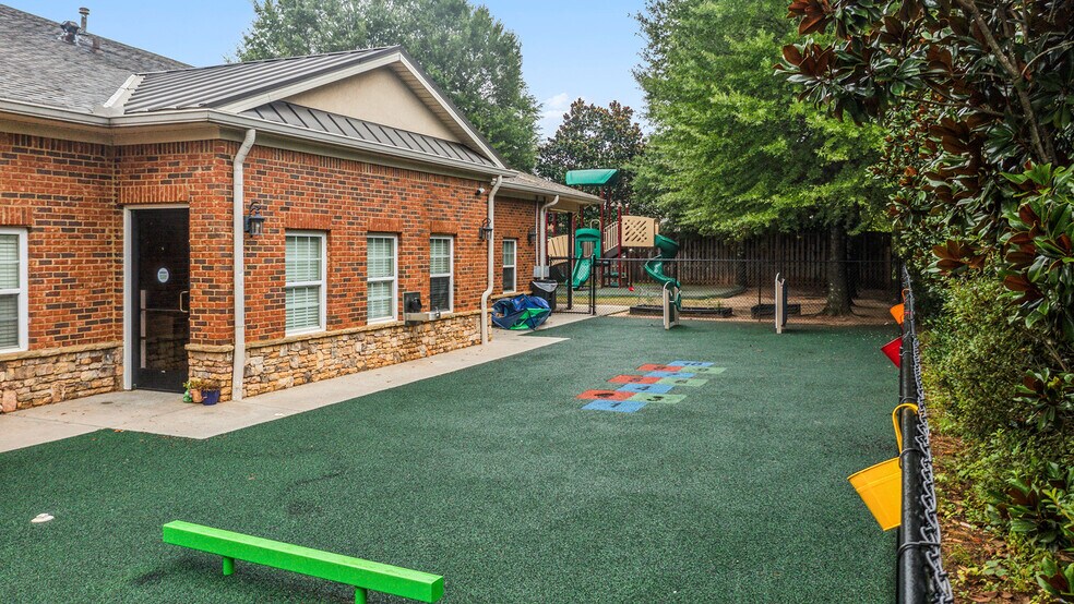 More Photos Of 243 Summerlin Blvd, Newnan Daycare Center For Sale