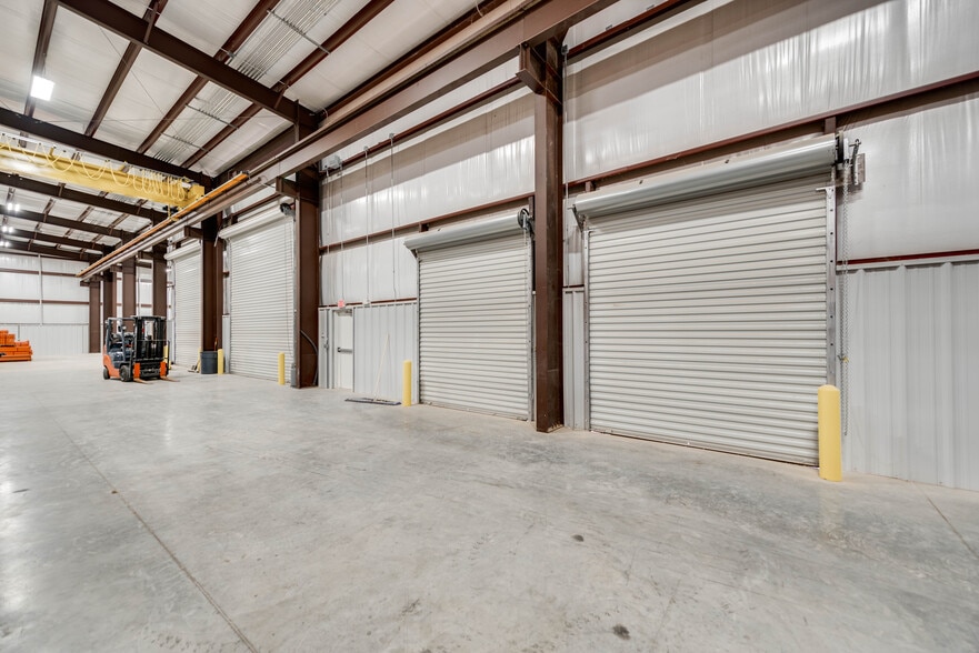 More Photos Of 13015 W I-20, Odessa Warehouse For Lease