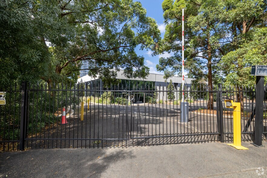 More Photos Of 8 Figtree Dr, Sydney Olympic Park Flex For Lease