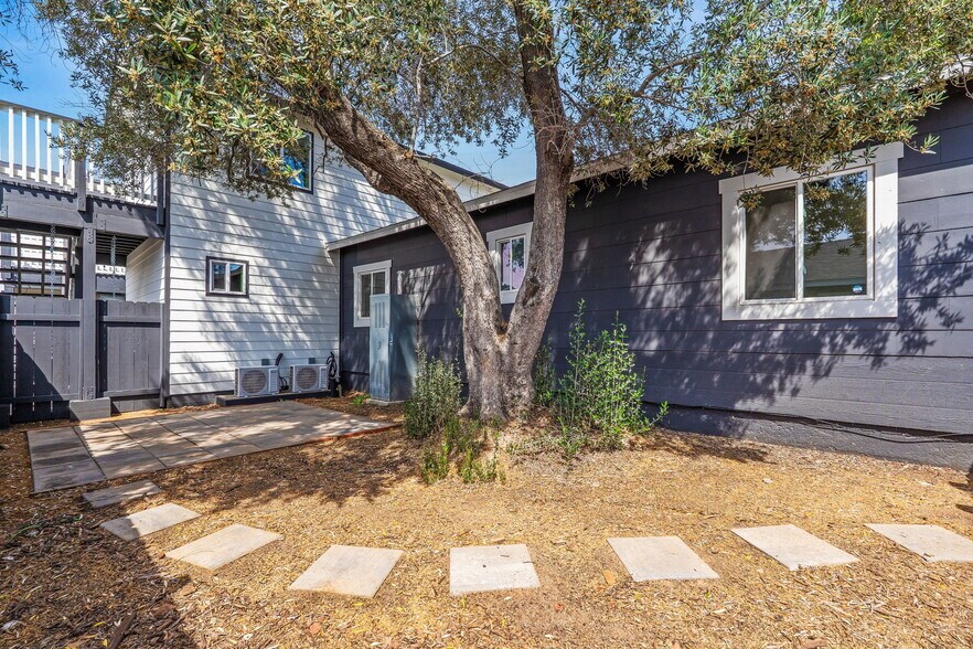 More Photos Of 3546-3552 47th St, San Diego Apartments For Sale