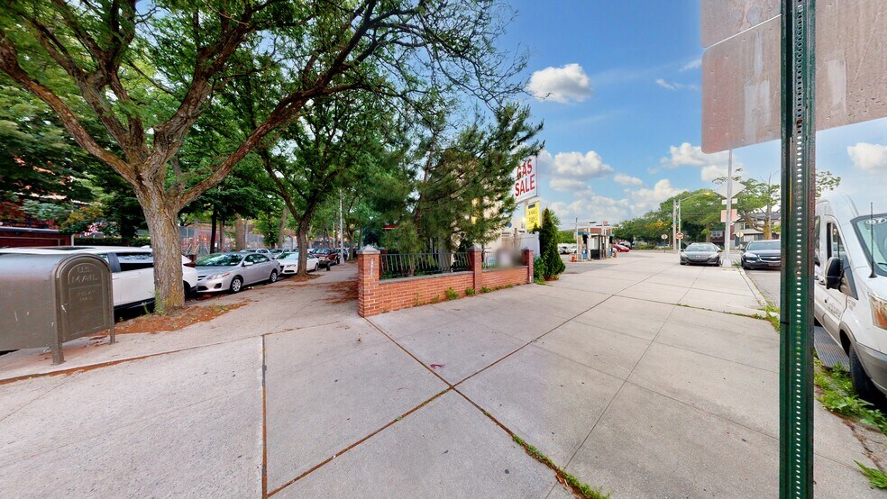 More Photos Of 77-20 74th St, Ridgewood Office For Sale