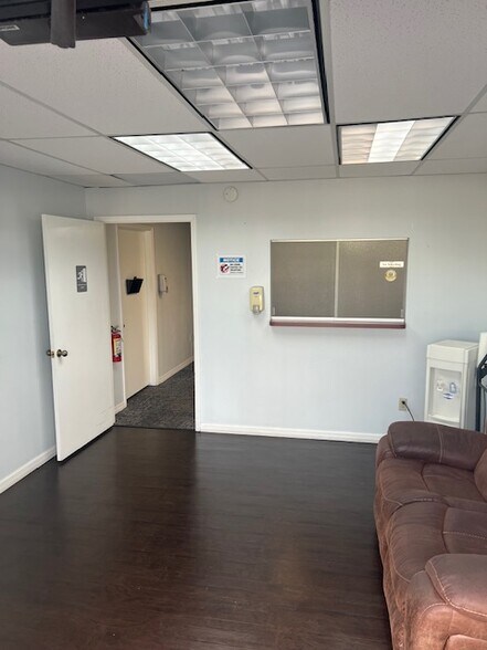 More Photos Of 750 N 94th Ave, Saint Petersburg Unknown For Lease