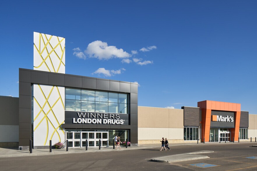 More Photos Of 375 St Albert Trl, St. Albert Department Store For Lease