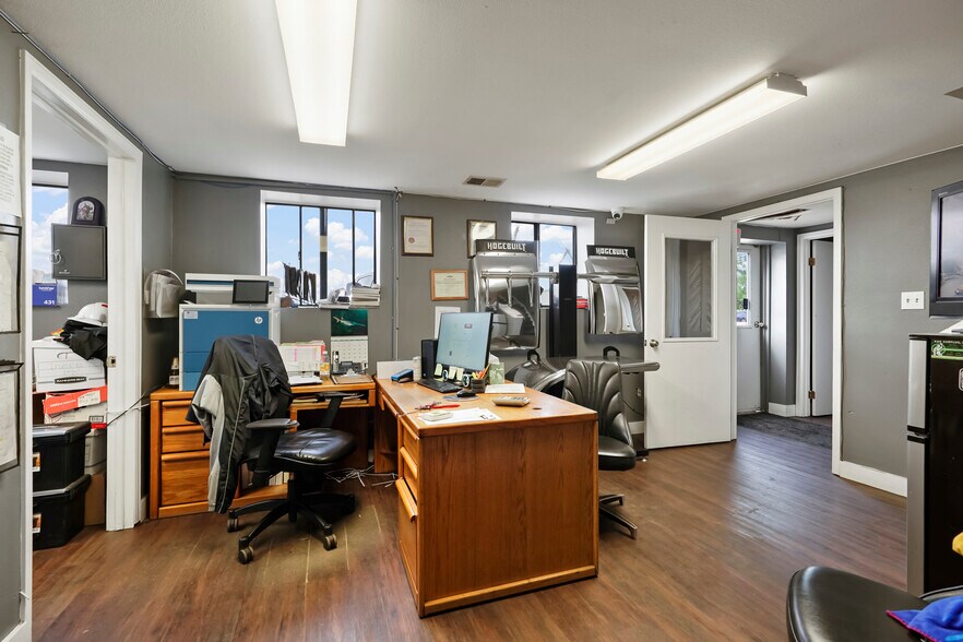 More Photos Of 10290 E 106th Ave, Brighton Warehouse For Sale