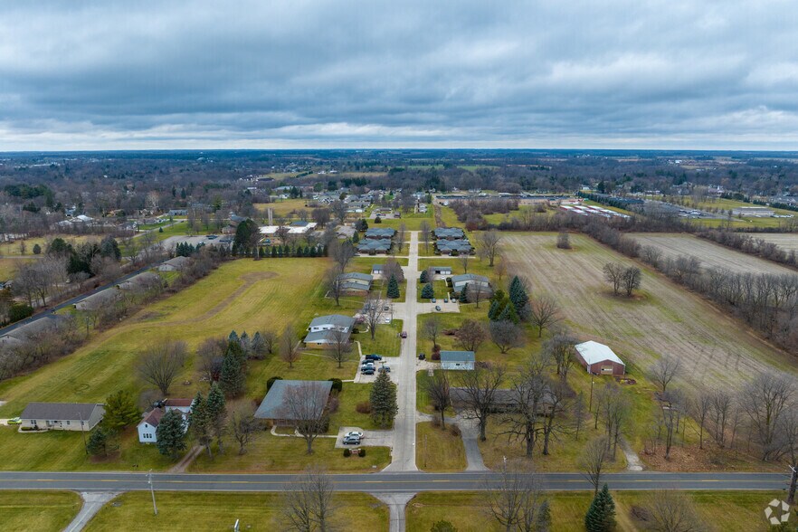 More Photos Of 1565 N Hickory Rd, Owosso Apartments For Sale
