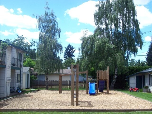 More Photos Of 17726 SE Division St, Portland Apartments For Sale