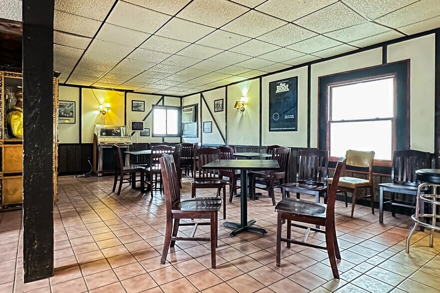 More Photos Of W6315 US Highway 18, Jefferson Restaurant For Sale