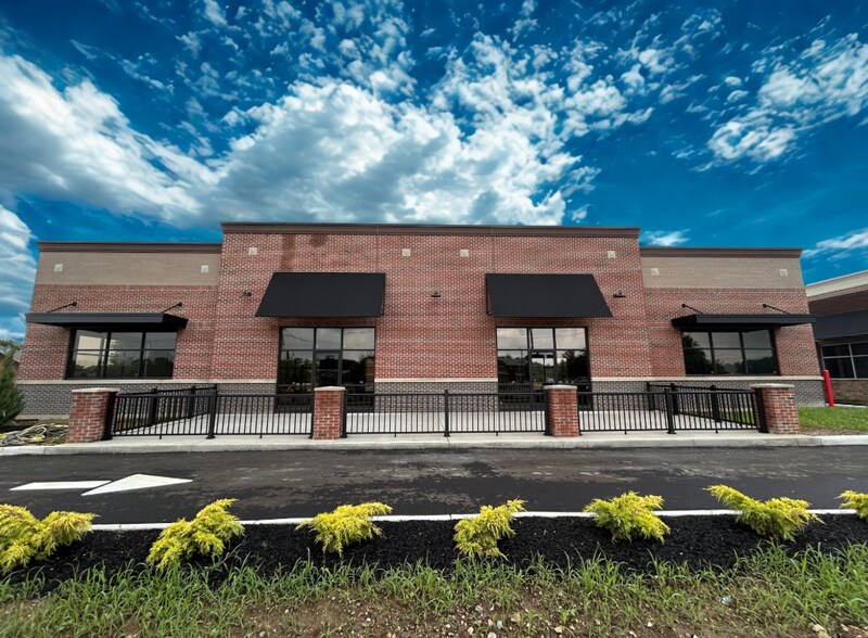 More Photos Of Gardner Rd & SR 741, Springboro Restaurant For Lease