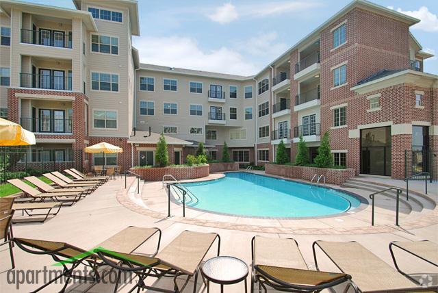 More Photos Of Mooreview Pky @ Loudoun County Pky, Ashburn Unknown For Lease