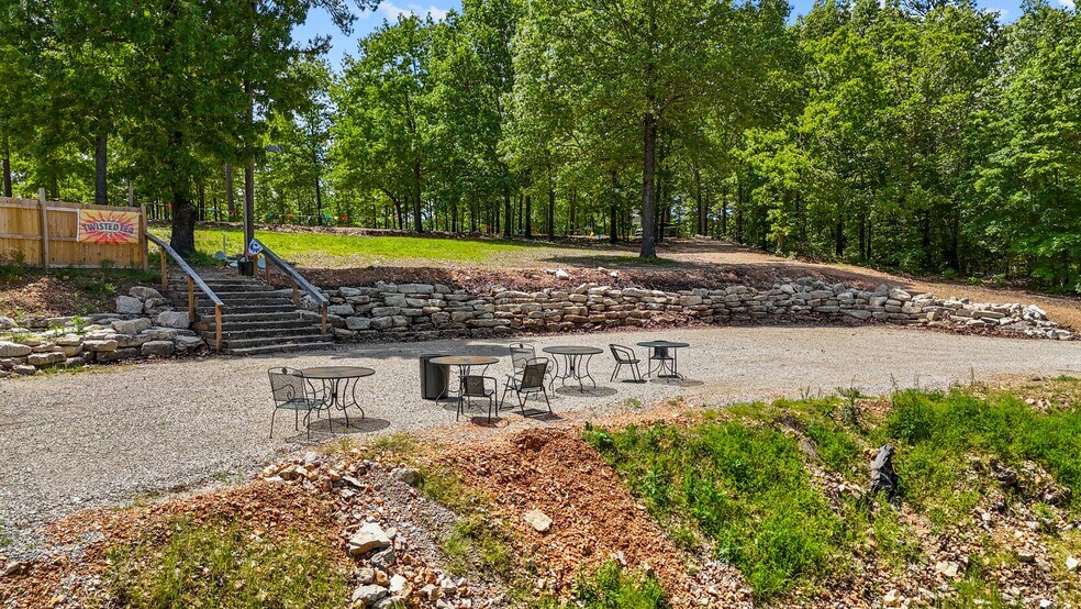 More Photos Of 10 Mint Ridge Rd, Eureka Springs Trailer Camper Park For Sale