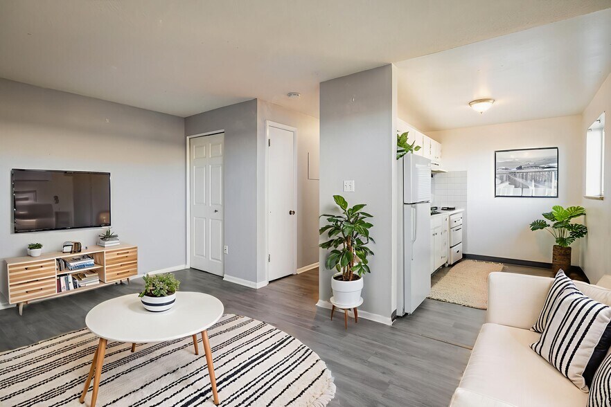 More Photos Of 1391 Lima St, Aurora Apartments For Sale