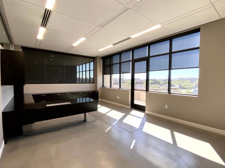 More Photos Of 6010 S Durango Dr, Las Vegas Loft Creative Space For Sale