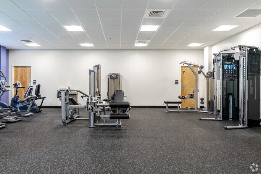 More Photos Of 50 Millstone Rd, East Windsor Unknown For Lease