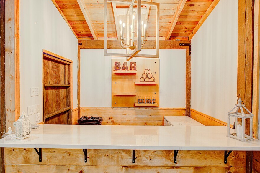 More Photos Of 259 San Marco Ave, Saint Augustine Specialty For Sale