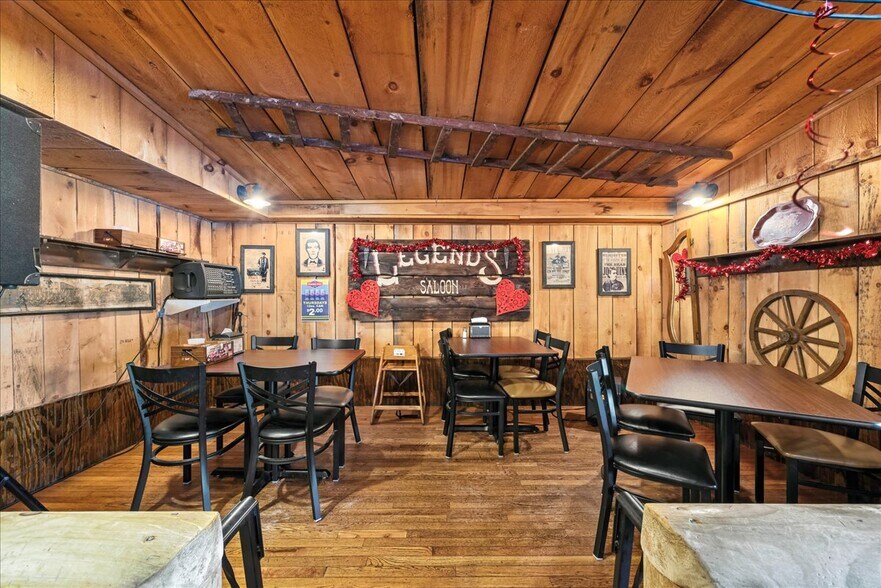 More Photos Of 750 Boulevard Ave, Dickson City Bar For Sale