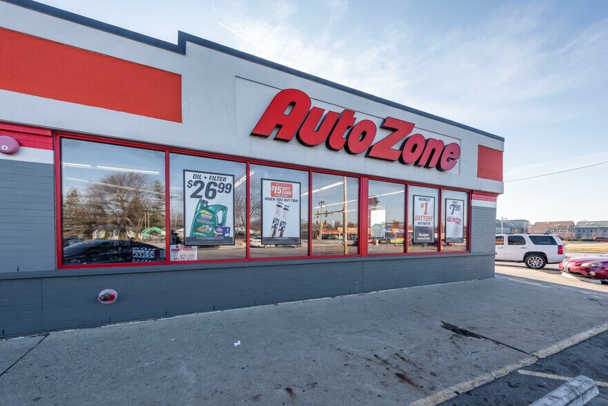 More Photos Of 5821-5835 W Silver Spring Dr, Milwaukee Unknown For Lease