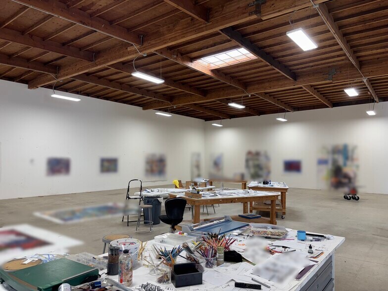 More Photos Of 13700 Crenshaw Blvd, Gardena Warehouse For Sale