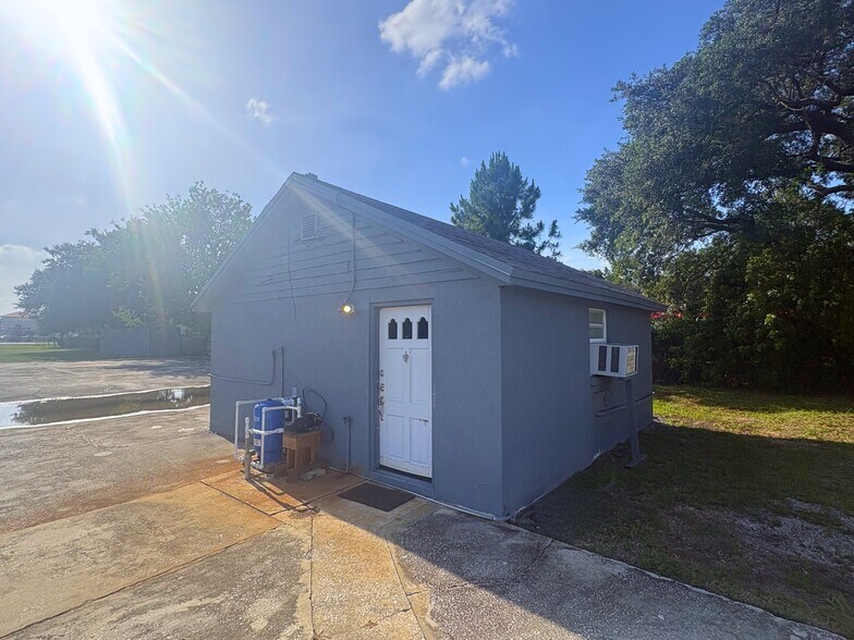 More Photos Of 4604 Old Goldenrod Rd, Orlando Auto Dealership For Sale