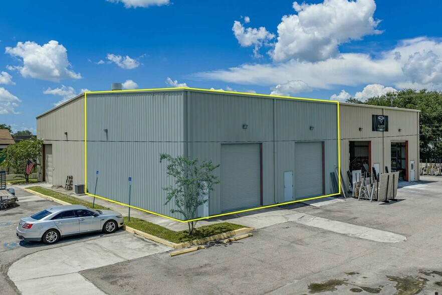 Primary Photo Of 2160 Edgewood Dr S, Lakeland Warehouse For Lease