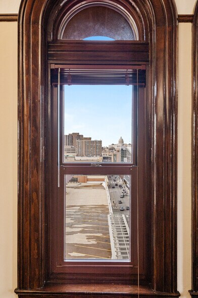 More Photos Of 6 W 5th St W, Saint Paul Office For Sale