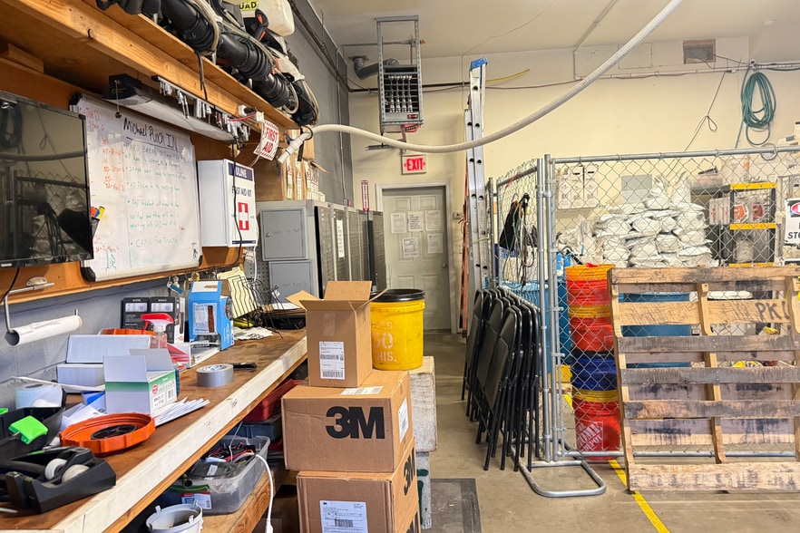 More Photos Of 15 South St, Norwalk Warehouse For Sale