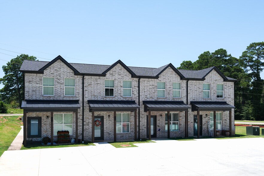 More Photos Of 6702 University Ave, Texarkana Apartments For Sale
