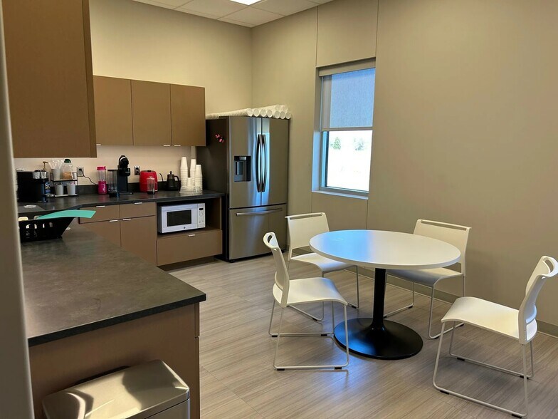 More Photos Of 8516 S Portland Ave, Oklahoma City Medical For Lease