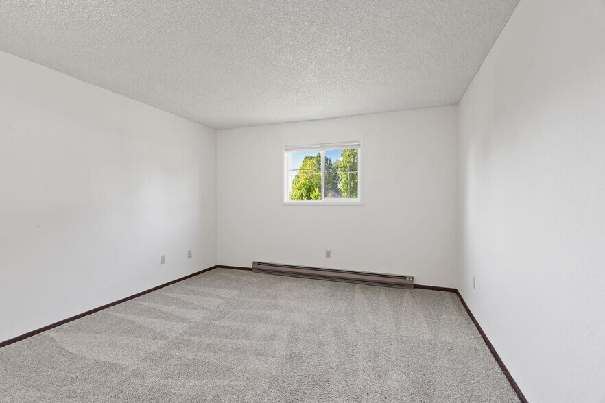 More Photos Of 107 E Hattie Ave, Coeur d'Alene Multifamily For Sale