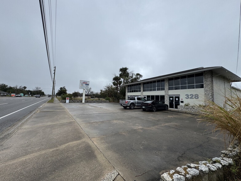 More Photos Of 328 N Ridgewood Ave, Edgewater Office Residential For Lease