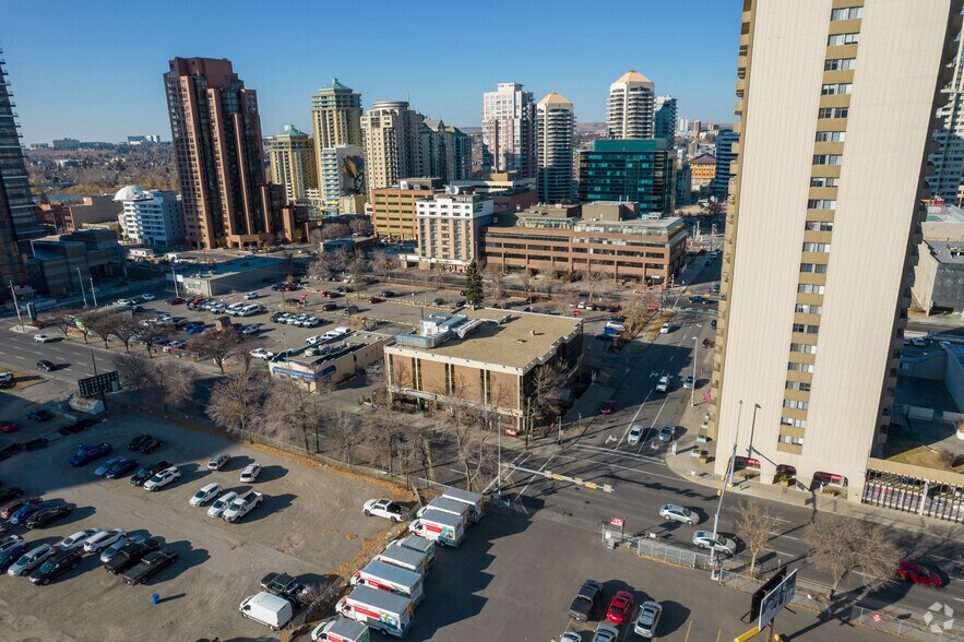 More Photos Of 1000 9th Ave SW, Calgary Office For Lease