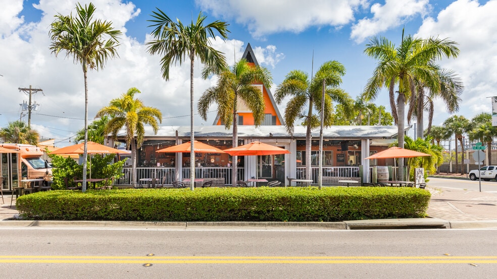 More Photos Of 837 SE 47th Ter, Cape Coral Restaurant For Sale