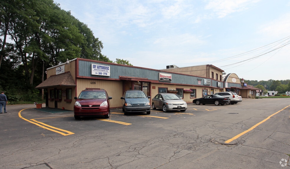 More Photos Of 1270-1276 Fairport Rd, Fairport Unknown For Lease