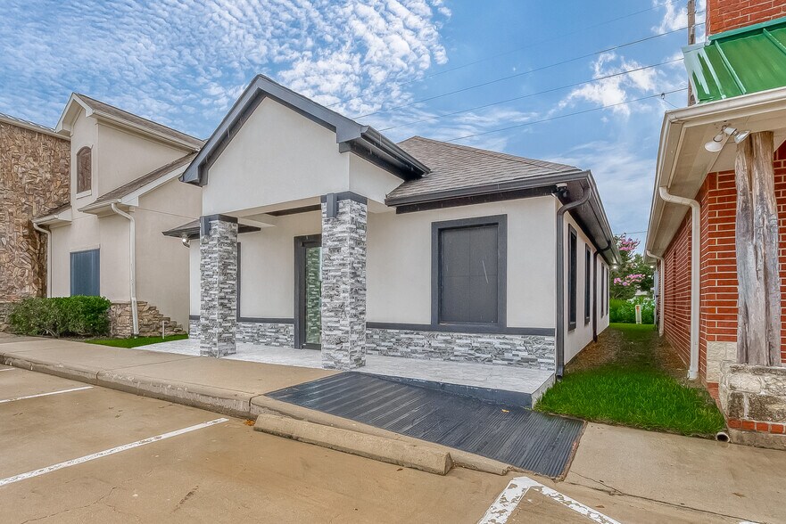 More Photos Of 21392 Provincial Blvd, Katy Medical For Lease