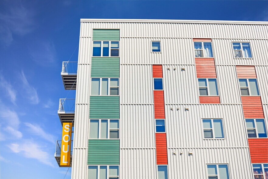 More Photos Of 176 Robert St S, Saint Paul Apartments For Lease