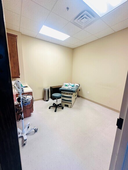 More Photos Of 249 Mack Bayou Loop, Santa Rosa Beach Medical For Sale