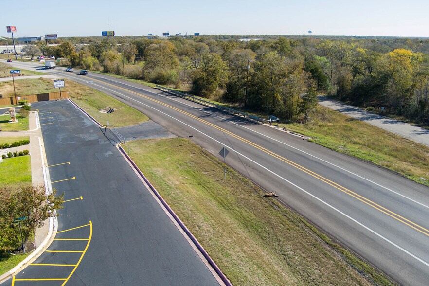 More Photos Of 119 W TX-21, Cedar Creek Land For Sale