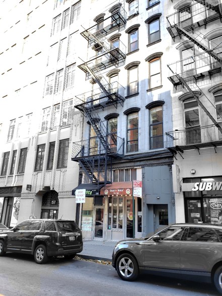 Primary Photo Of 155 Chambers St, New York Apartments For Lease