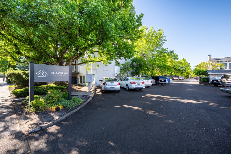 Primary Photo Of 760 NW 21st St, Corvallis Apartments For Sale