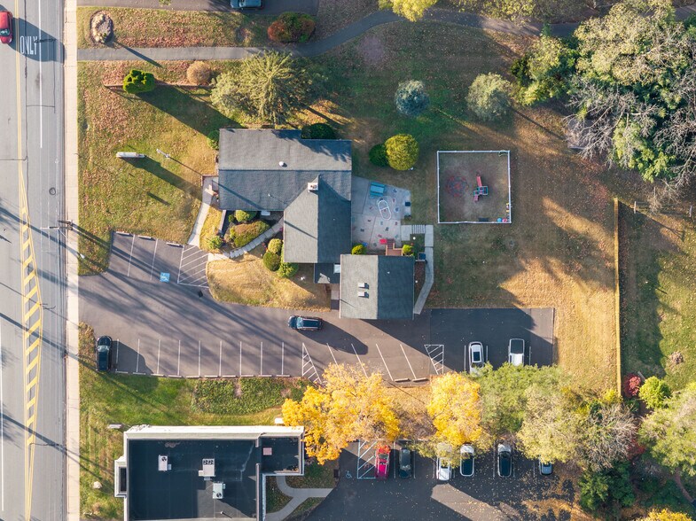 More Photos Of 123 W Main St, Trappe Medical For Sale