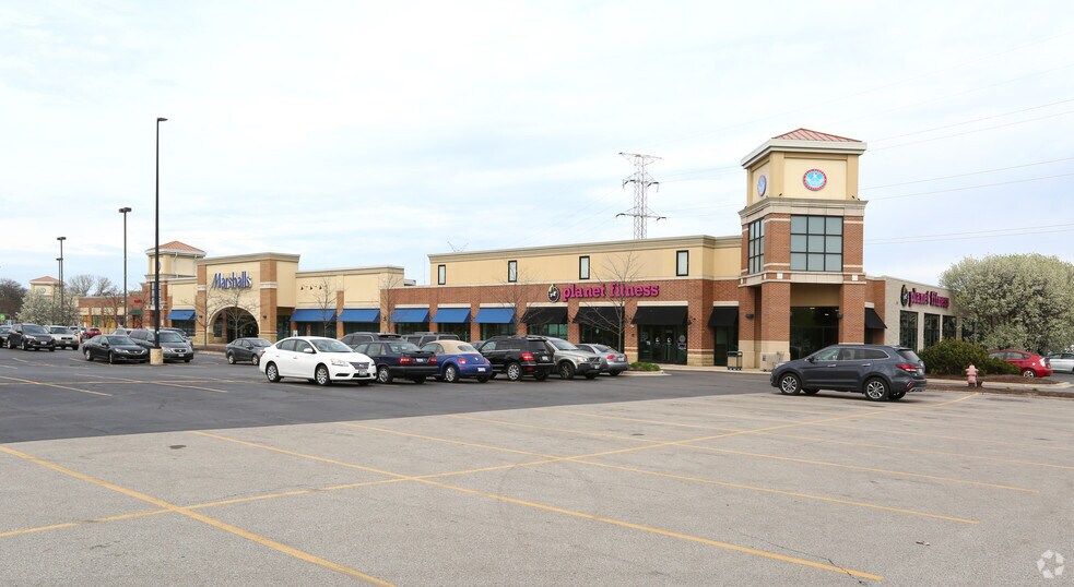 More Photos Of 2400-2438 Main St, Evanston General Retail For Lease