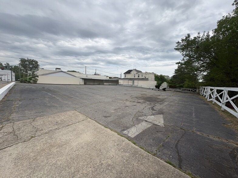 More Photos Of 2025 N Main St, Danville Religious Facility For Sale